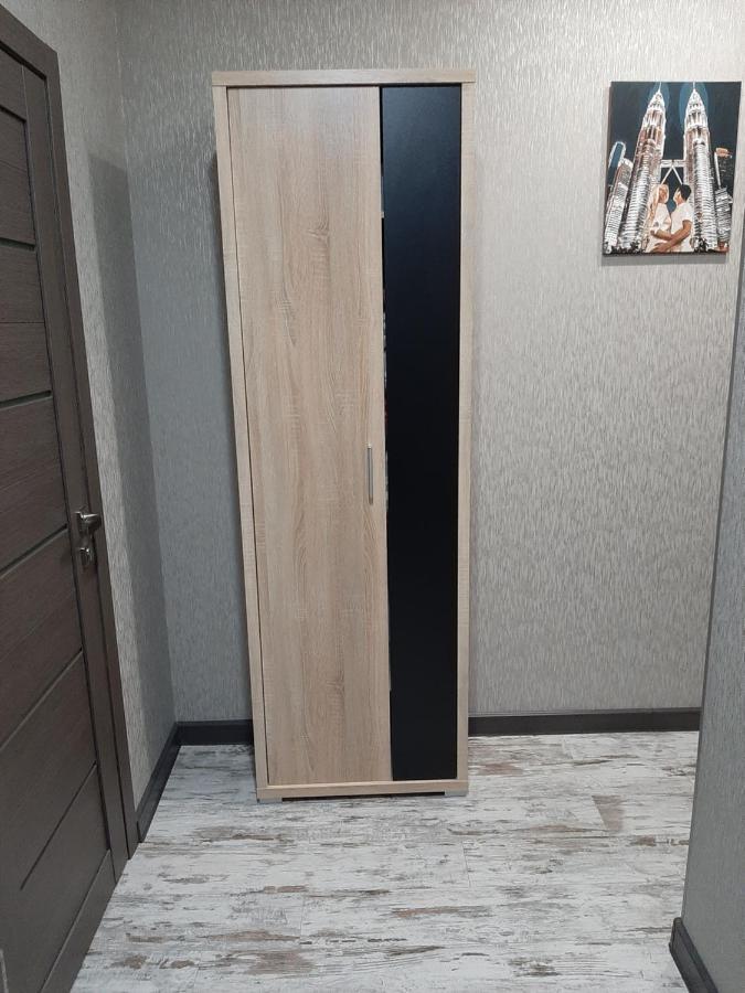 1 Stop From Railway Station Apartment Kiev Exterior photo
